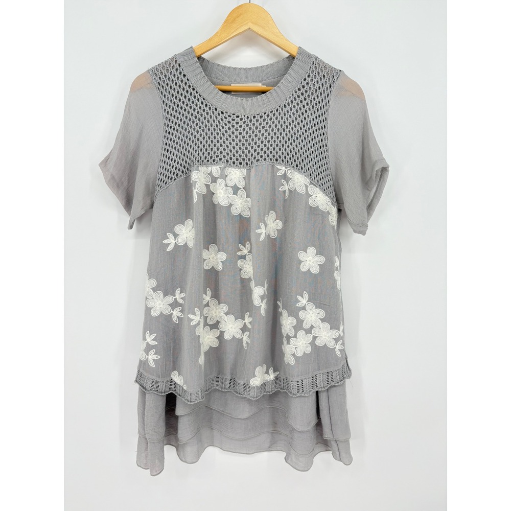 Simply Couture Tunic Top Small Gray Floral Embroidered Crochet Mesh Layered